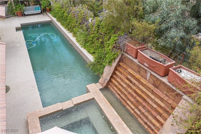 3575 Shelome Court, Las Vegas, NV 89121