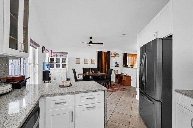 1975 NW 191st Ave, Pembroke Pines, FL 33029