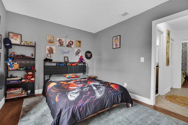 1975 NW 191st Ave, Pembroke Pines, FL 33029