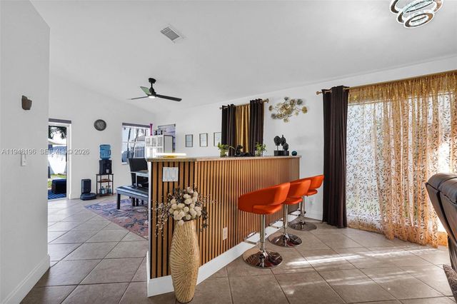 1975 NW 191st Ave, Pembroke Pines, FL 33029
