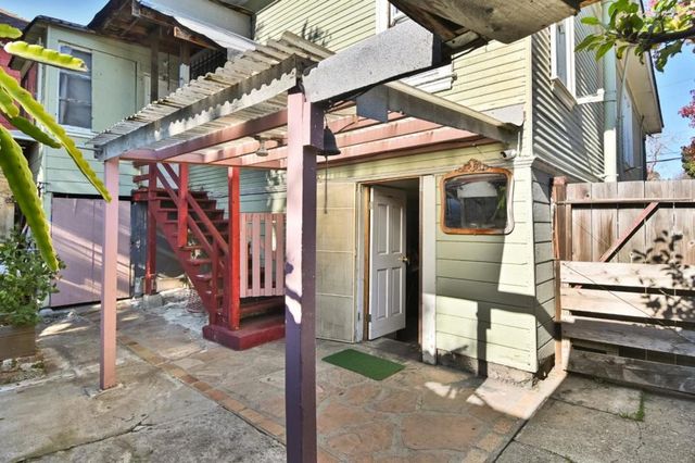2819 E 23rd Street, Oakland, CA 94601
