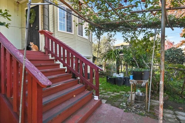2819 E 23rd Street, Oakland, CA 94601