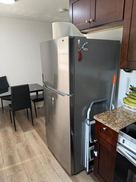 Image 18 of property listing at 342 CAMPUS VIEW DRIVE, Orlando, FL 32810