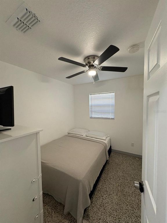 Image 24 of property listing at 342 CAMPUS VIEW DRIVE, Orlando, FL 32810