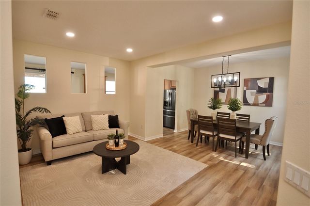 25012 CHIPSHOT COURT, Sorrento, FL 32776