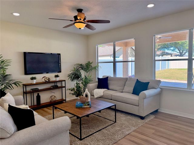 25012 CHIPSHOT COURT, Sorrento, FL 32776