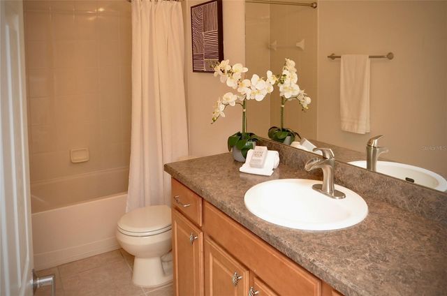 25012 CHIPSHOT COURT, Sorrento, FL 32776