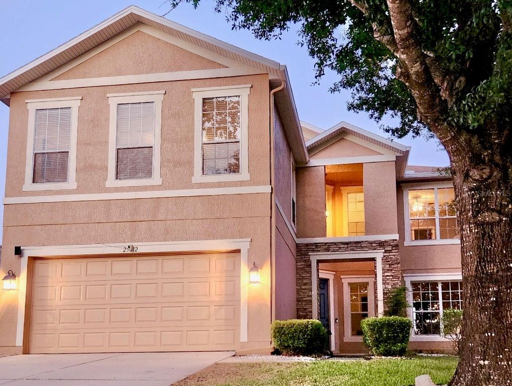 Image 1 of property listing at 25012 CHIPSHOT COURT, Sorrento, FL 32776