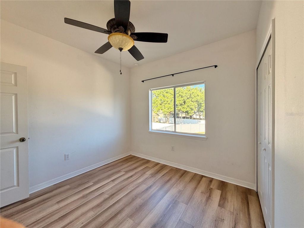 Image 35 of property listing at 25012 CHIPSHOT COURT, Sorrento, FL 32776