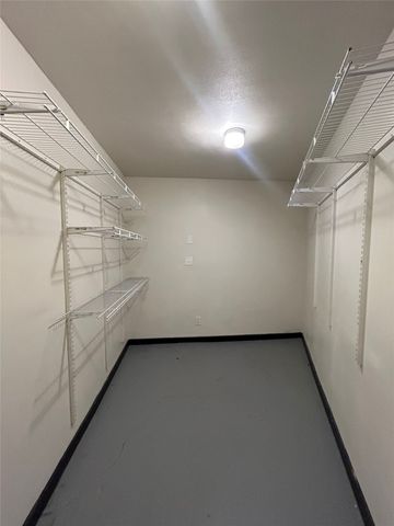 2007 S Ervay Street 2005-104, Dallas, TX 75215