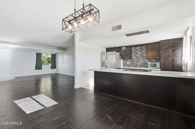1901 E Missouri Avenue 204, Phoenix, AZ 85016