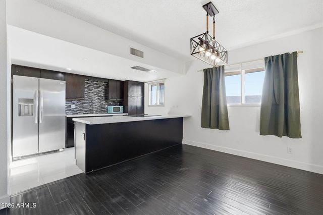 1901 E Missouri Avenue 204, Phoenix, AZ 85016