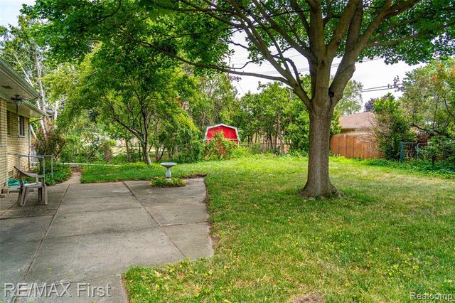 8636 Kidley Drive, Sterling Heights, MI 48314