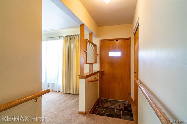 8636 Kidley Drive, Sterling Heights, MI 48314