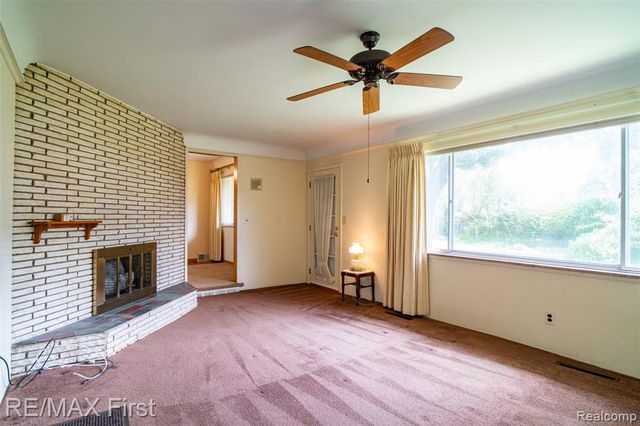 8636 Kidley Drive, Sterling Heights, MI 48314