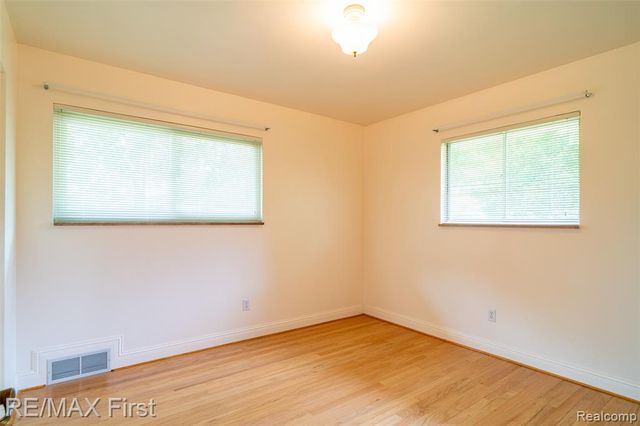 8636 Kidley Drive, Sterling Heights, MI 48314