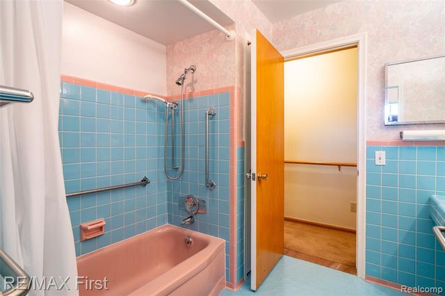 8636 Kidley Drive, Sterling Heights, MI 48314
