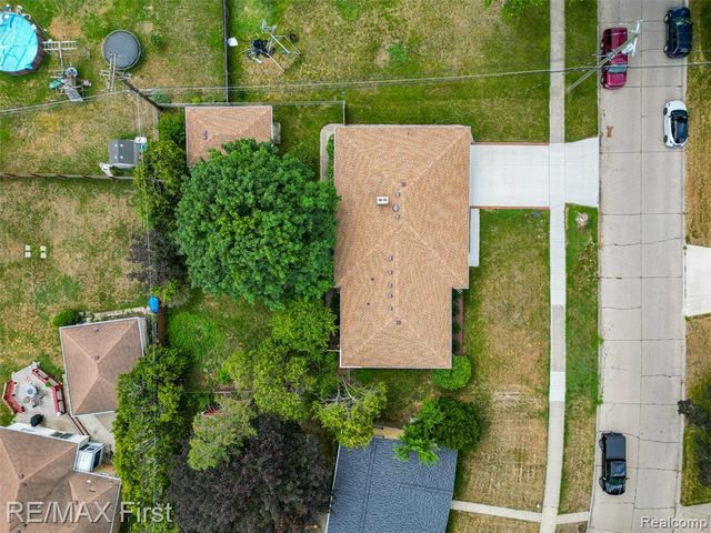 8636 Kidley Drive, Sterling Heights, MI 48314