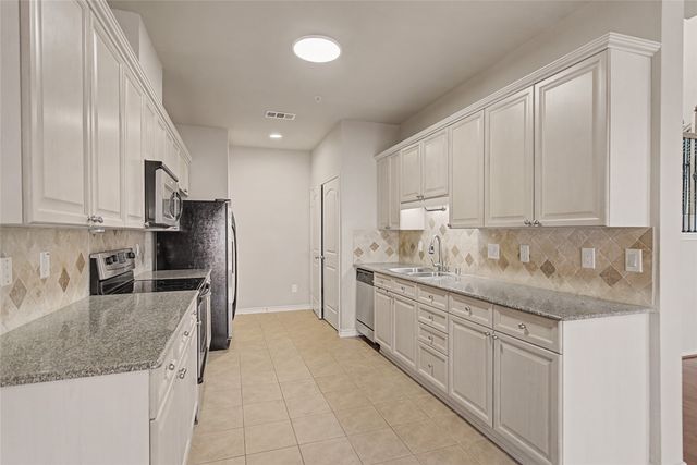 317 Metropolitan Drive, Plano, TX 75023