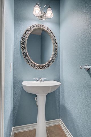 317 Metropolitan Drive, Plano, TX 75023