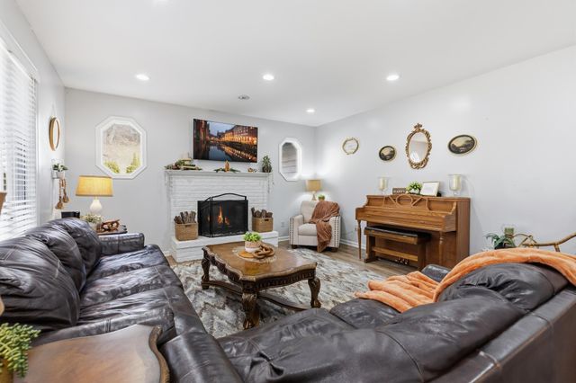 13413 Georgia Circle, Apple Valley, MN 55124