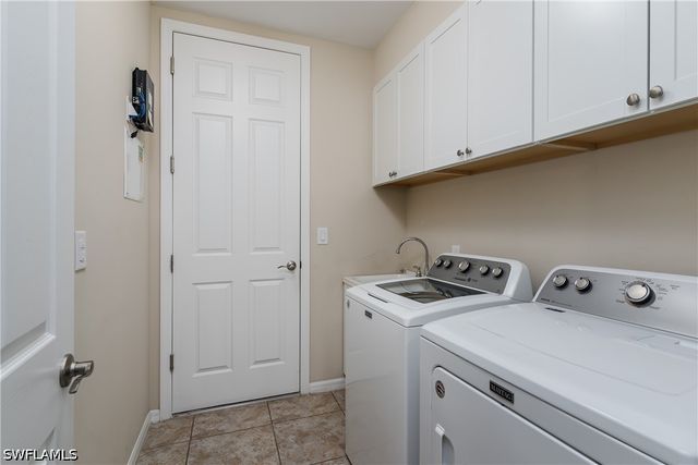 14943 EDGEWATER CIR, Naples, FL 34114