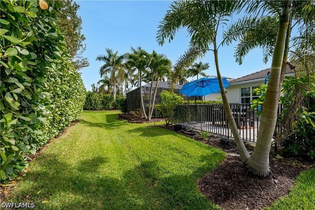 14943 EDGEWATER CIR, Naples, FL 34114