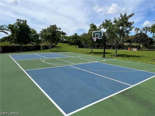 14943 EDGEWATER CIR, Naples, FL 34114