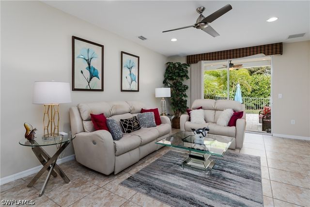 14943 EDGEWATER CIR, Naples, FL 34114