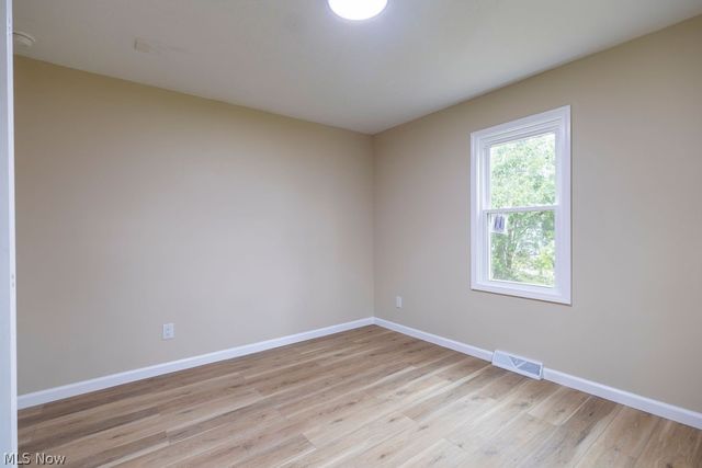 1295 E 357th Street, Eastlake, OH 44095