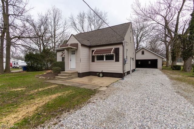 1295 E 357th Street, Eastlake, OH 44095