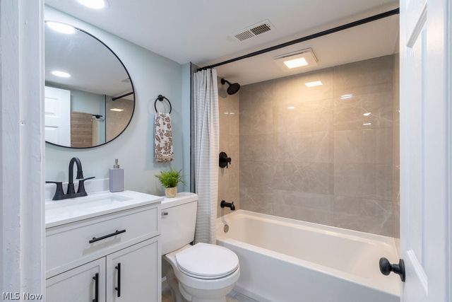 1295 E 357th Street, Eastlake, OH 44095