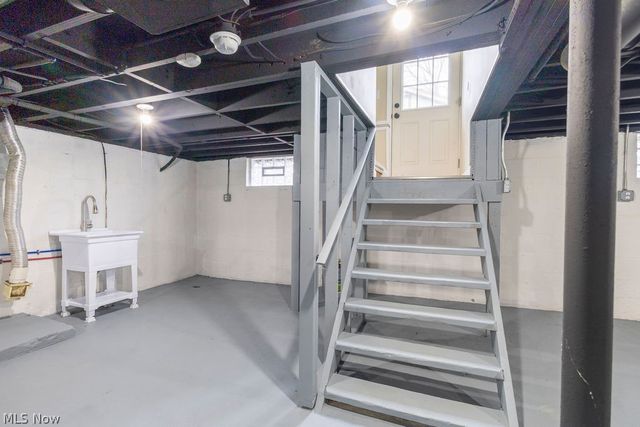 1295 E 357th Street, Eastlake, OH 44095