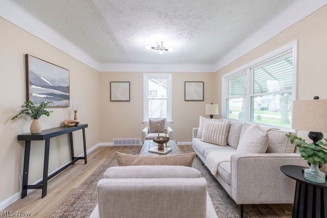 1295 E 357th Street, Eastlake, OH 44095