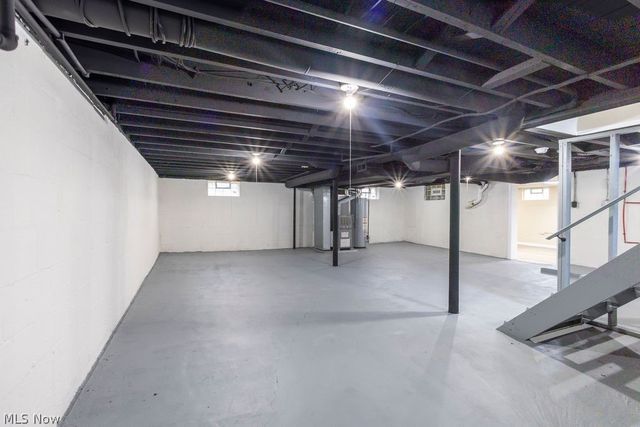 1295 E 357th Street, Eastlake, OH 44095