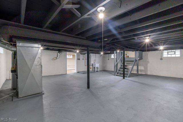 1295 E 357th Street, Eastlake, OH 44095