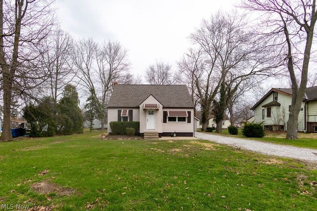 1295 E 357th Street, Eastlake, OH 44095