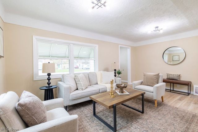 1295 E 357th Street, Eastlake, OH 44095