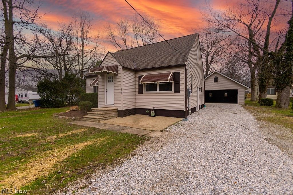 1295 E 357th Street, Eastlake, OH 44095