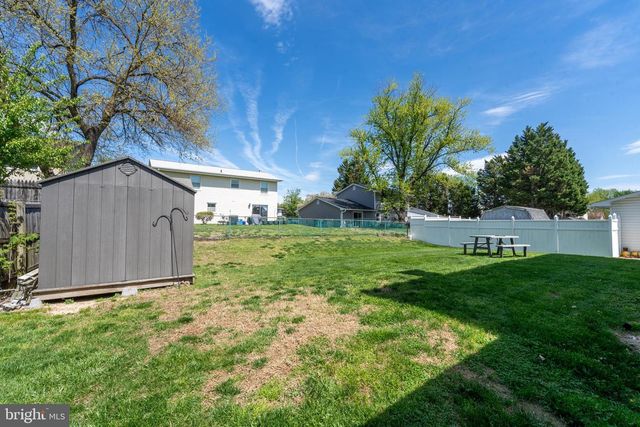 1908 CHAMPLAIN DR, Severn, MD 21144