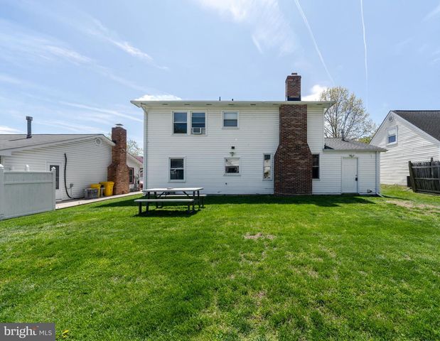 1908 CHAMPLAIN DR, Severn, MD 21144