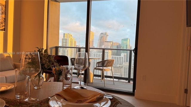 601 NE 1ST AVE 3807, Miami, FL 33132