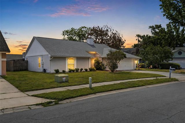 1049 NEELY STREET, Oviedo, FL 32765