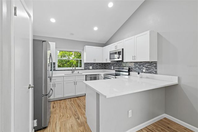 1049 NEELY STREET, Oviedo, FL 32765