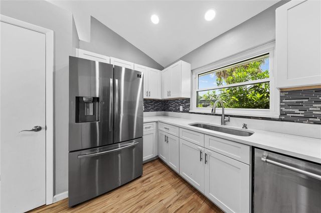 1049 NEELY STREET, Oviedo, FL 32765