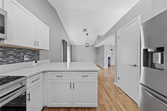 1049 NEELY STREET, Oviedo, FL 32765
