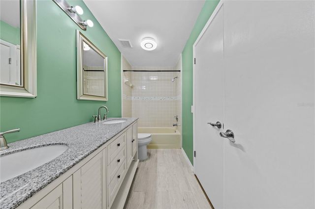 1049 NEELY STREET, Oviedo, FL 32765