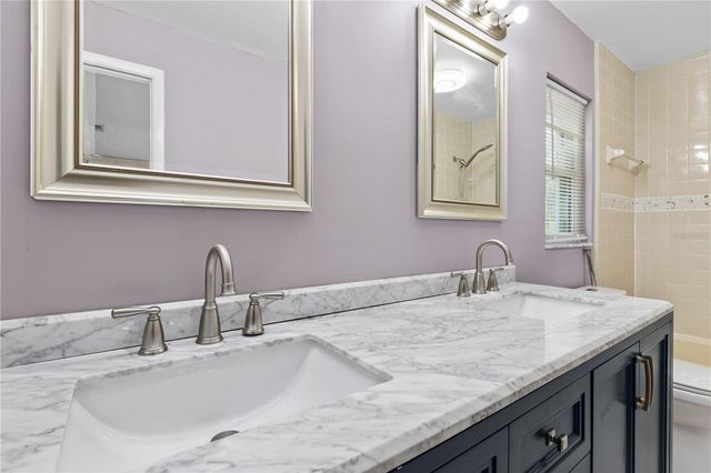 1049 NEELY STREET, Oviedo, FL 32765