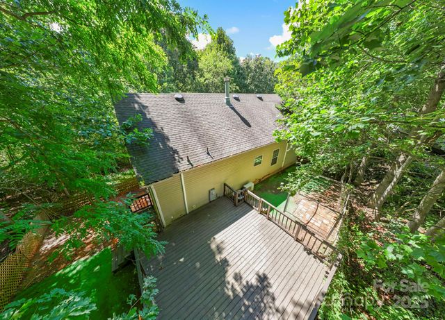 99 Indian Hill Drive, Leicester, NC 28748
