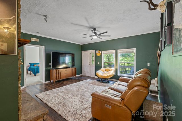 99 Indian Hill Drive, Leicester, NC 28748